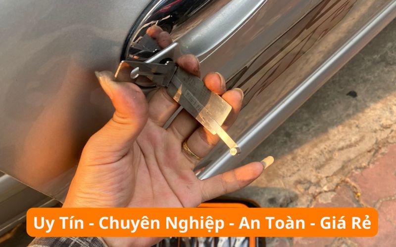 Thợ sửa khóa ô tô giá rẻ Thợ sửa khóa ô tô giá rẻ
